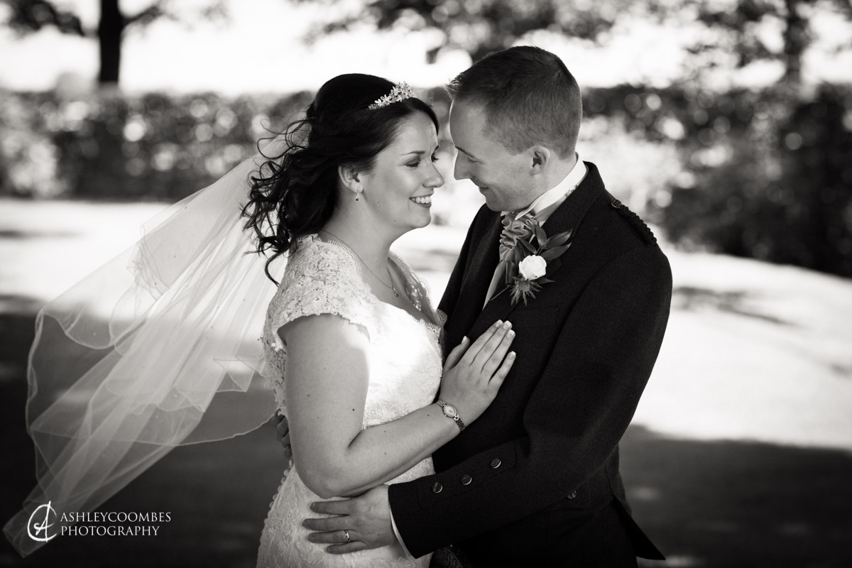 Natural wedding portraits