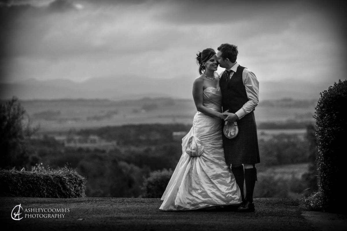 Natural wedding portraits