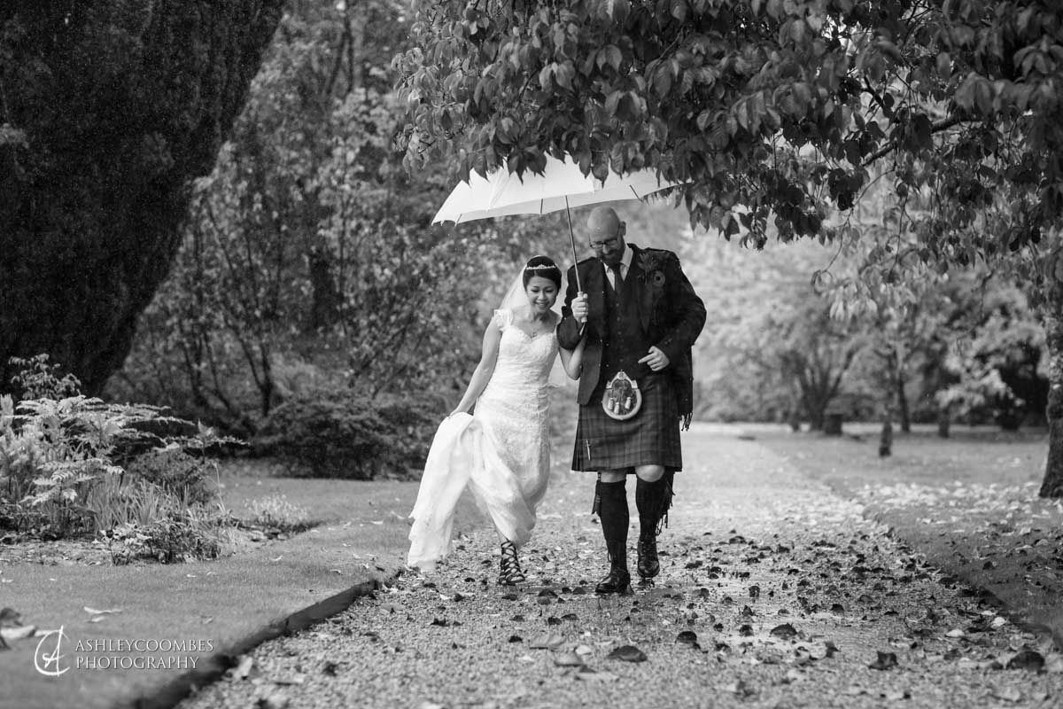 Natural wedding portraits